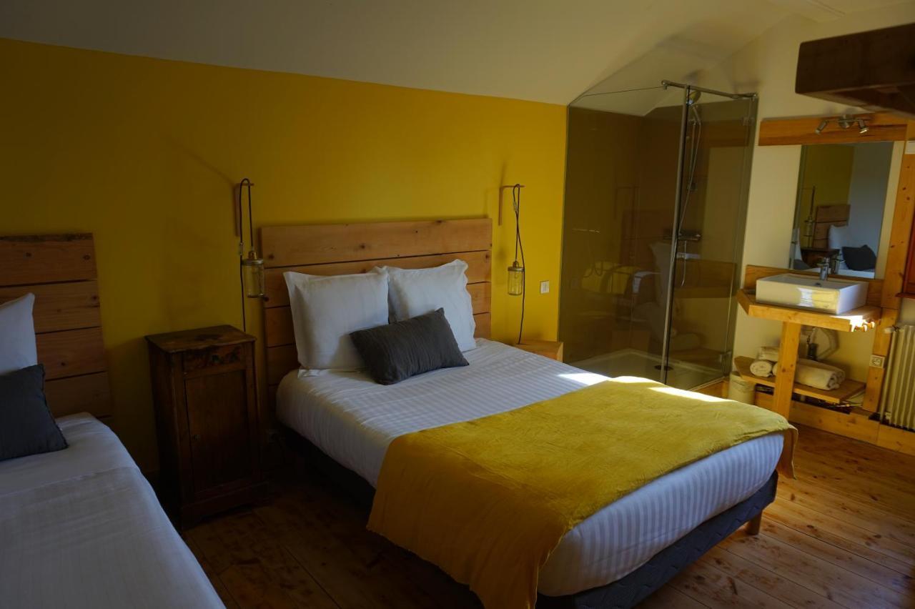 Auberge de la Perdrix Hauterive-la-Fresse Exterior foto